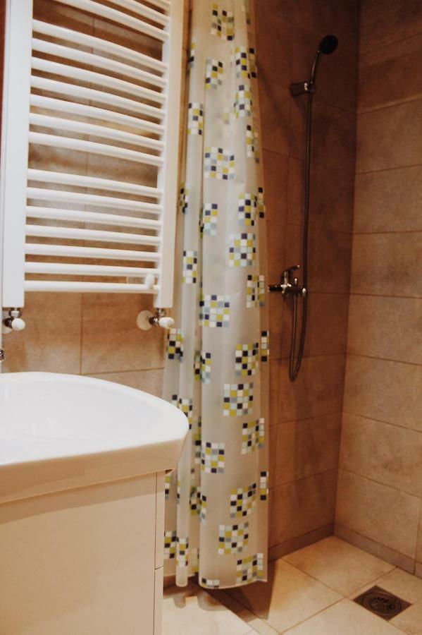 Konaciste Simce Bed & Breakfast Kraljevo Ngoại thất bức ảnh