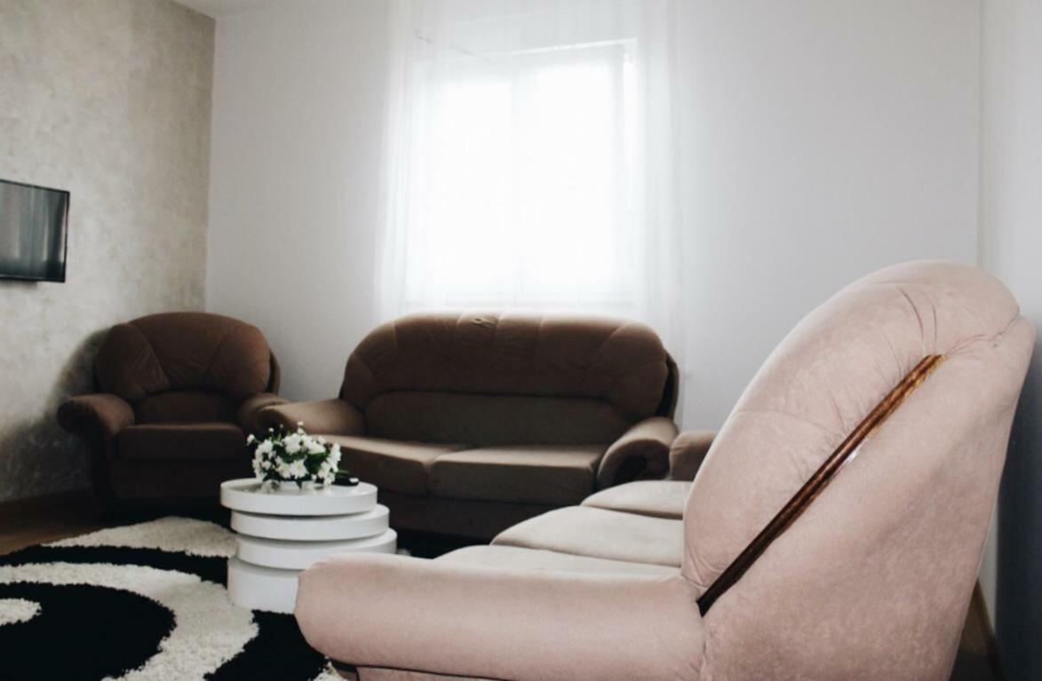 Konaciste Simce Bed & Breakfast Kraljevo Ngoại thất bức ảnh