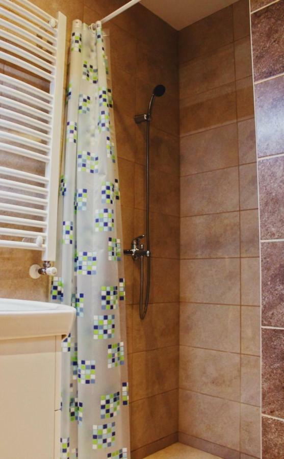 Konaciste Simce Bed & Breakfast Kraljevo Ngoại thất bức ảnh
